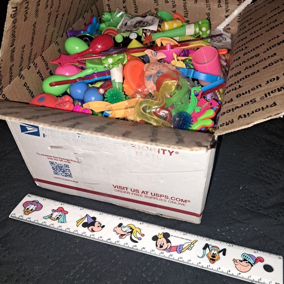 NEW KIDS Party Prizes Pinata Prizes Party Favors APPX 170 Toys - Picture 7 of 7